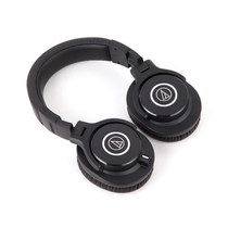 Audio Technica Iron Triangle ATH-M40X live singing studio sound quality clean