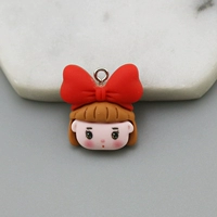 Голова девушки с ногтями