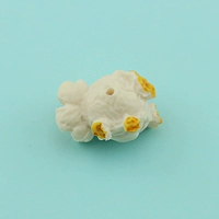 Белый, большой