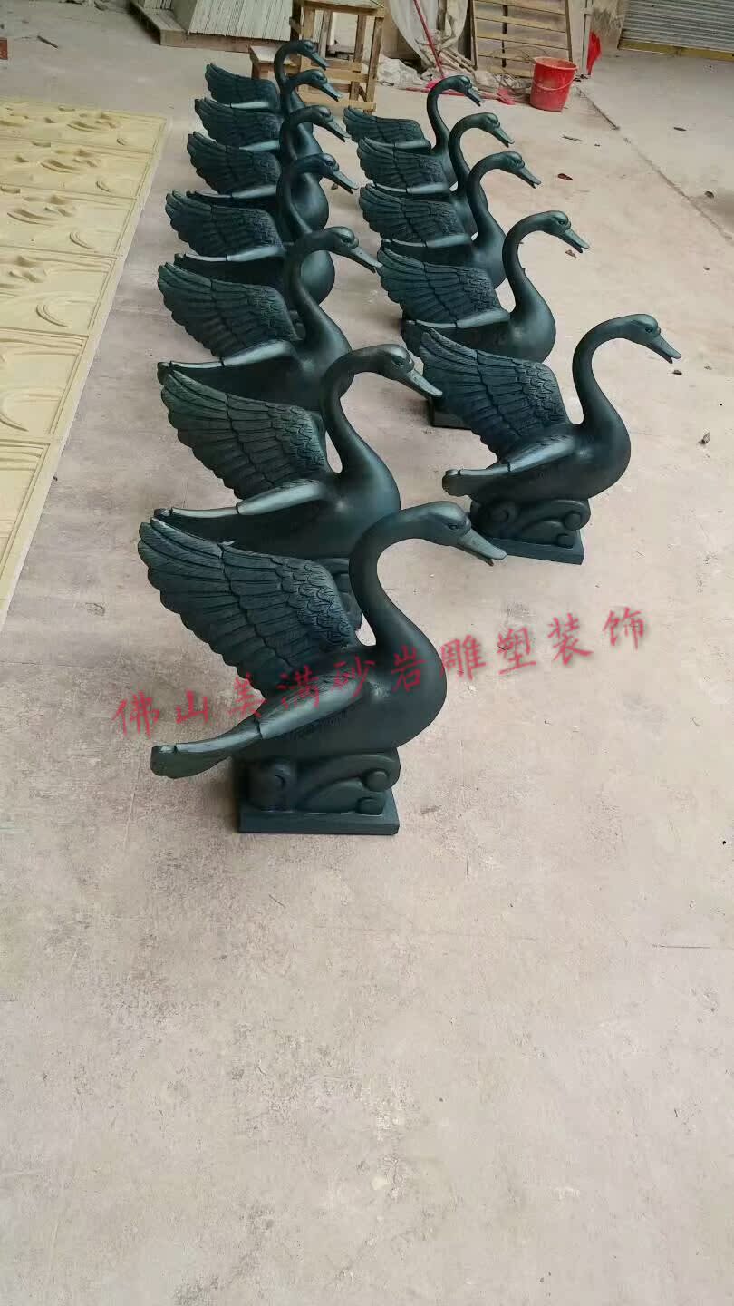 Beautiful sandstone sculpture decoration Sandstone water spray swan decoration Sandstone garden community decoration decoration