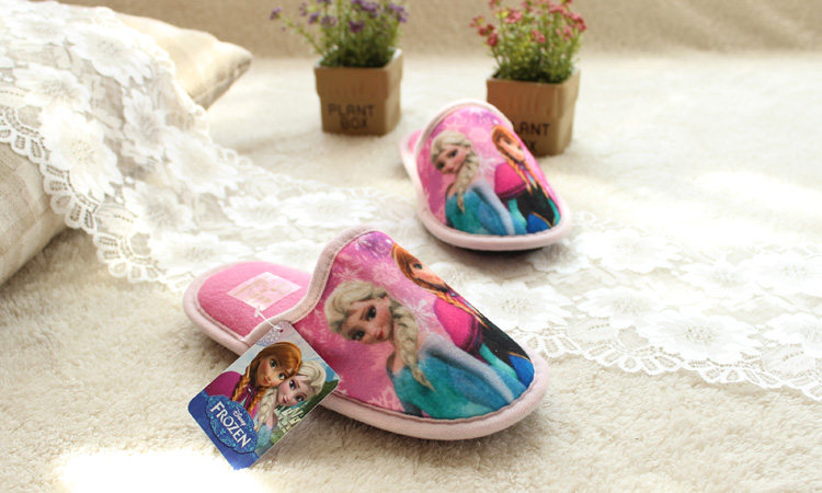 Pantoufles enfants en suède pour printemps - Ref 1015811 Image 7