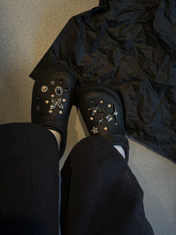 "High-End Style" Crocs Shoe Charms Accessories, Shoe Clips Compatible with Crocs, Metal Shoe Decorations, Detachable