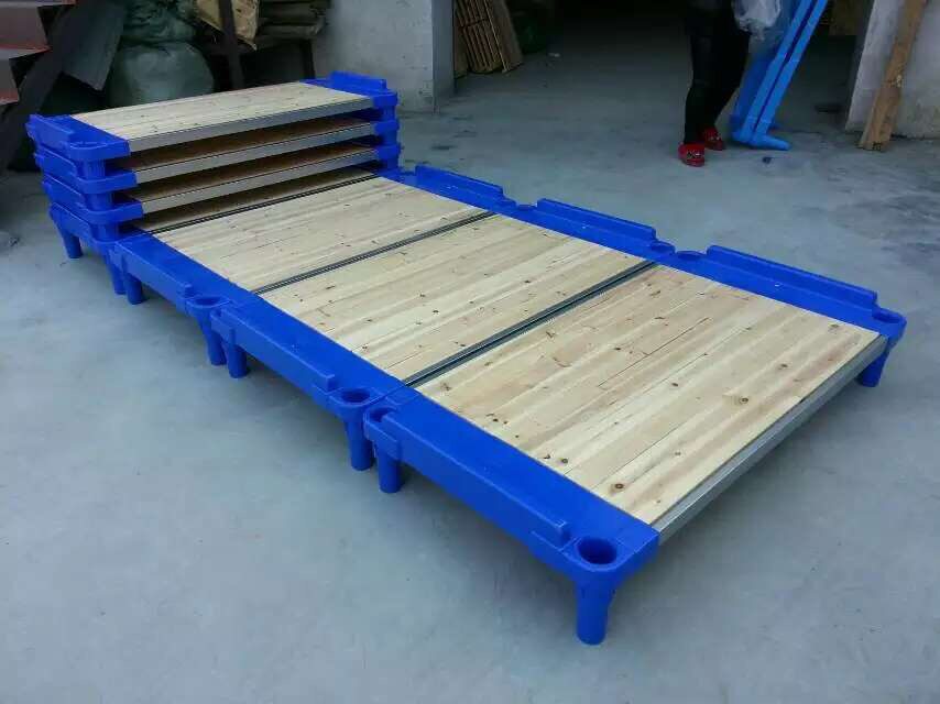 Kindergarten Special Bed Plastic Wood Plate Bed United Bed Children Plastic Bed Baby Lunchbed Side-by-side Bed