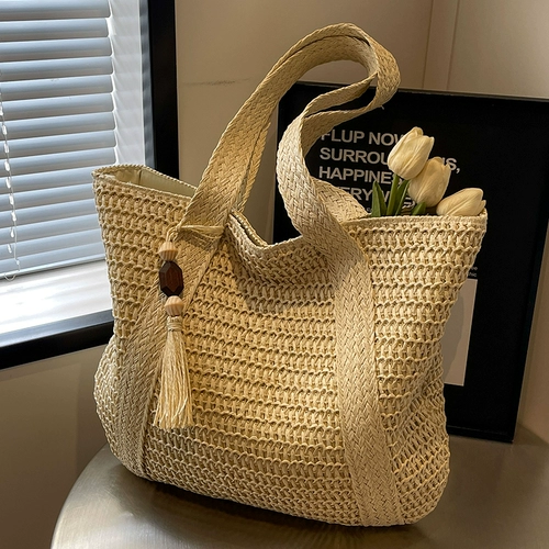 Соломенная универсальная вместительная и большая сумка через плечо