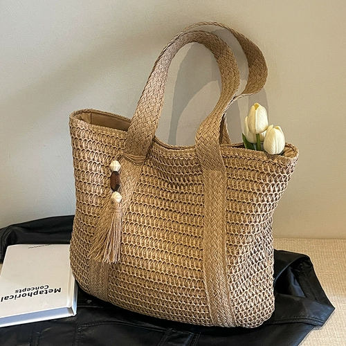 Соломенная универсальная вместительная и большая сумка через плечо