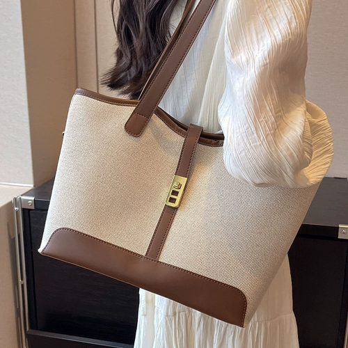 Вместительный и большой шоппер, сумка на одно плечо