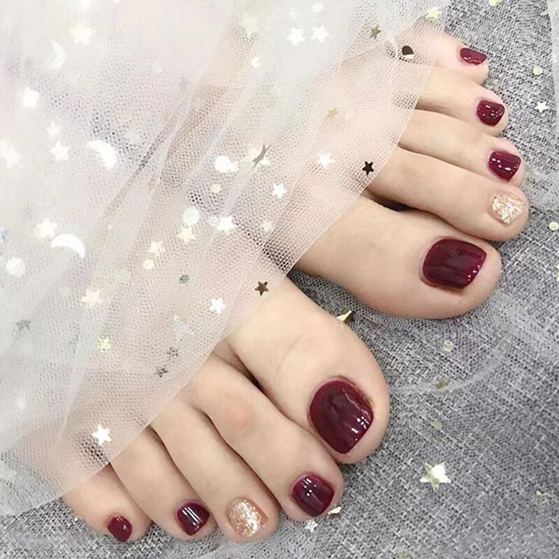 【Nail Art】Wine Red Glitter Wearable Nail Art Stickers Removable Fake Nail Stickers Pack of 24 Pieces