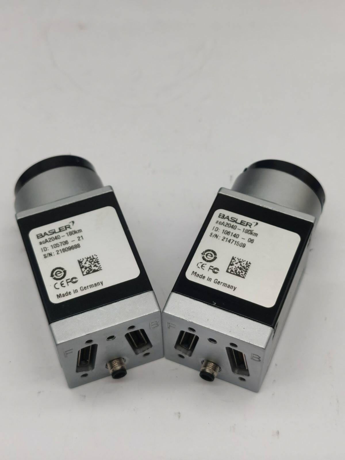 Basler Basler aca2000-340km with a good aca2040-180km high speed industrial camera kc