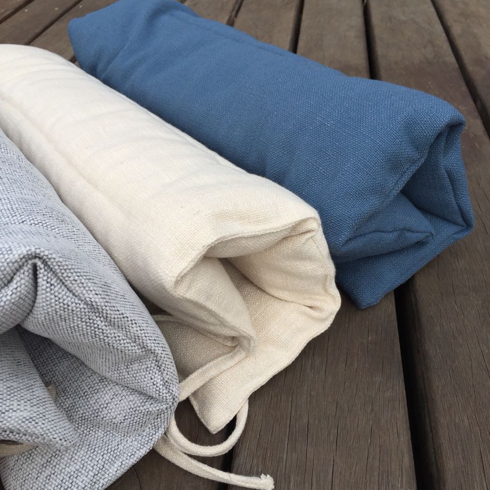 Phần mỏng kiểu Nhật đơn giản màu đơn giản cotton và vải lanh ghế đệm Bốn mùa máy tính văn phòng đệm ghế ăn đệm chống trượt - Ghế đệm / đệm Sofa đệm bàn ghế gỗ