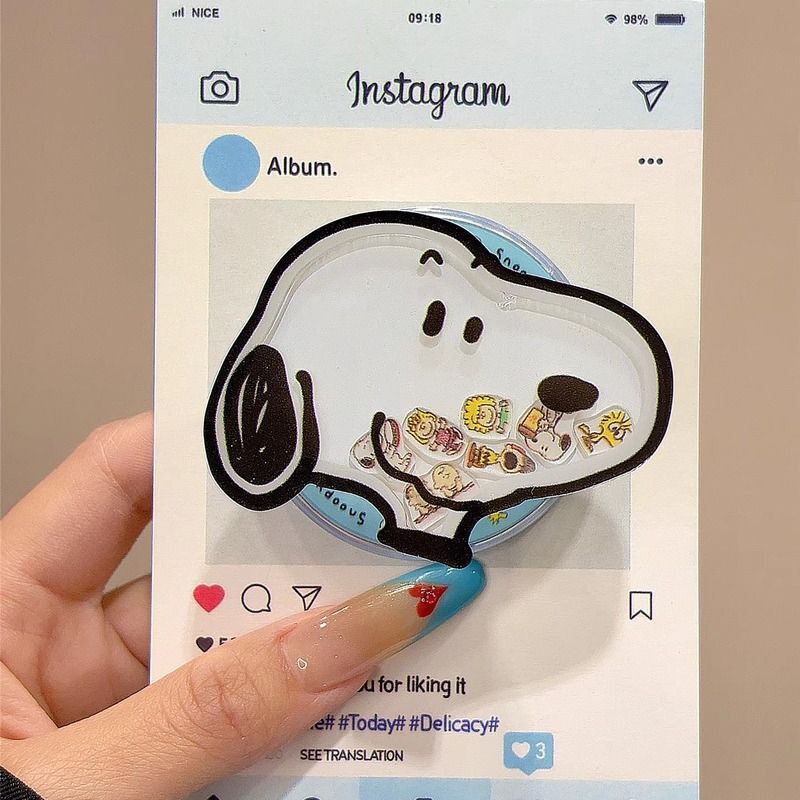 Cartoon Cute Snoopy Rocking Magnetic Phone Holder Suitable for Apple Magsafe Magnetic Airbag Holder Cartoon Cute Snoopy Rocking Magnetic Phone Holder Suitable for Apple Magsafe Magnetic Airbag Holder