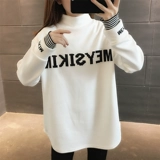 Утепленный приятный телу белый цветной лонгслив, в западном стиле, коллекция 2021