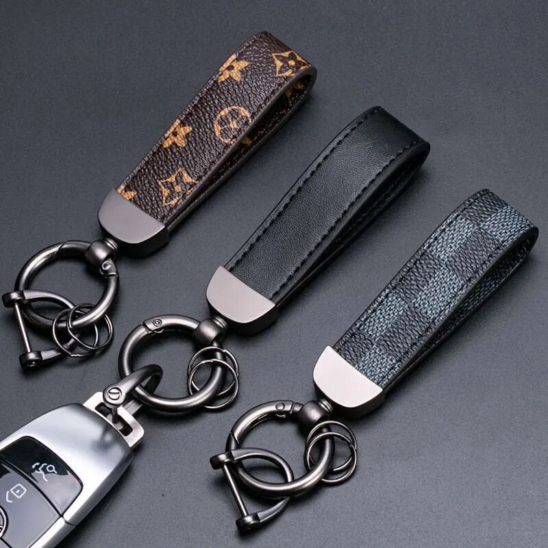 Suitable for Lv High-End Vintage Cowhide Leather Car Keychain, Personalized Simple Key Ring, Unisex Lanyard Accessory