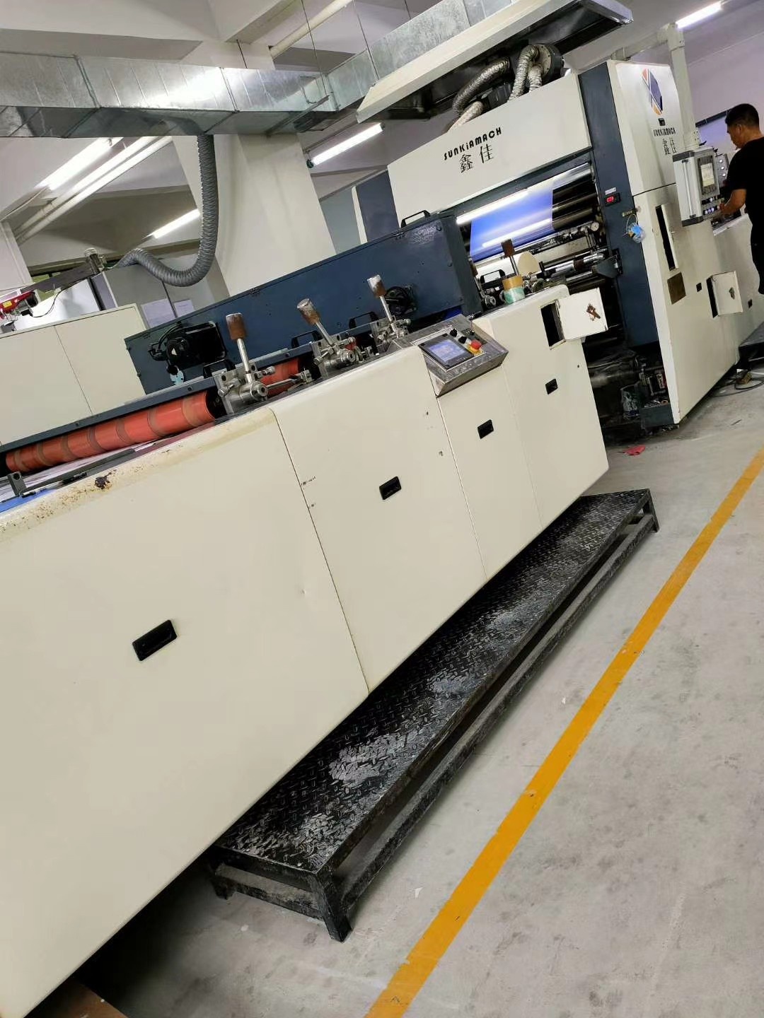 Fully automatic laminating machine spare parts after-sales maintenance second-hand Xinjia glue laminating machine transfer