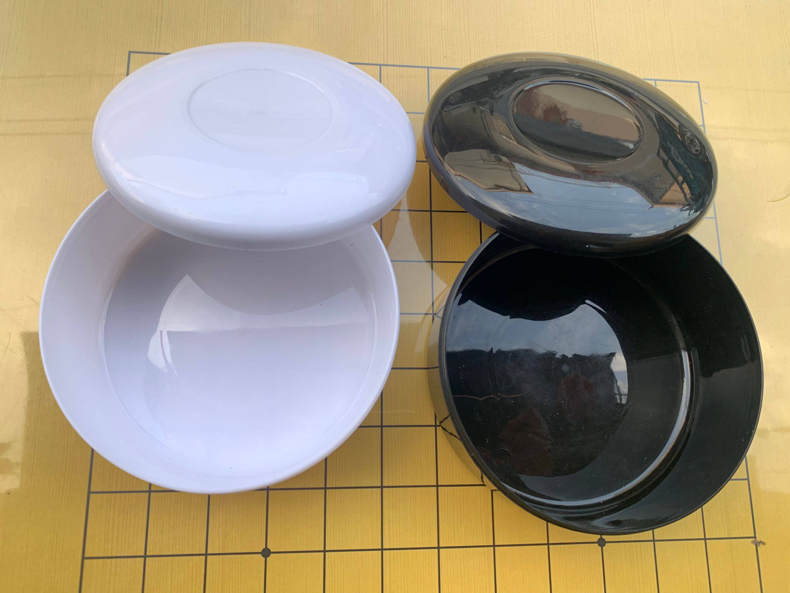 Go Plastic Box Flat Round Box Black and White Round Box Empty Box Plastic Melamine Ceramic Go