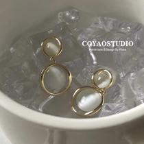 High level Sensation Mosquito-repellent Coil Ear Clip Women Without Earl Hole Small Crowdlaw Style Retro Cat Eye Stone Design Feel Earrings Tea Ensemble Light Lavish