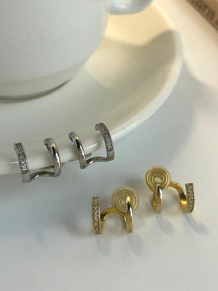 Like two pierced ears, double circle ring without pierced ear clip female personality indifferent wind mosquito coil earrings niche