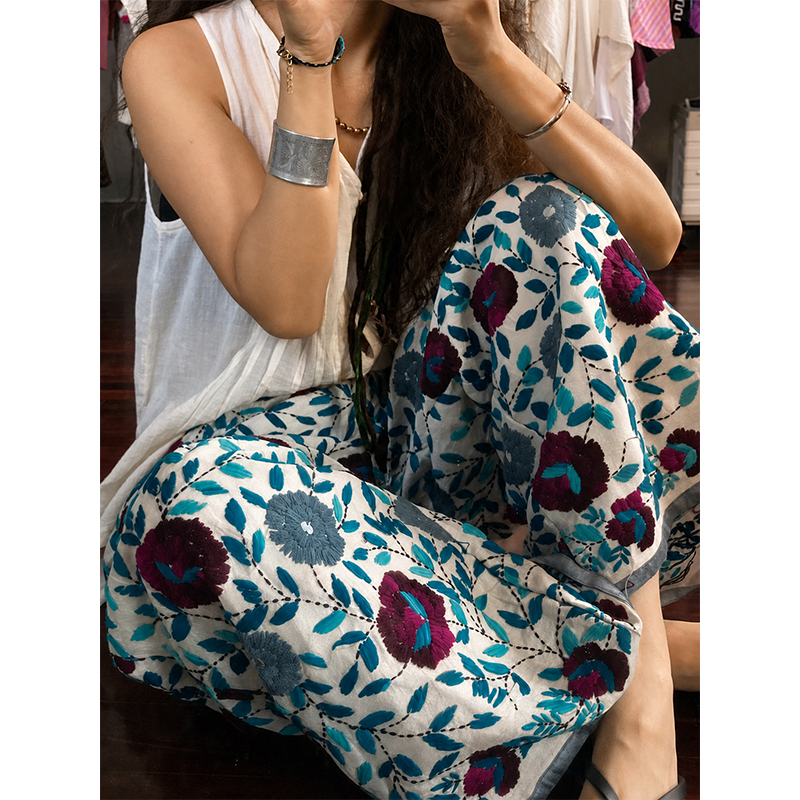 French-Style High-End Color-Block Floral Pajama Pants for Women, Suitable for Summer Outings, Versatile Walking Pants, Comfortable Home Long Pants French-Style High-End Color-Block Floral Pajama Pants for Women, Suitable for Summer Outings, Versatile Walking Pants, Comfortable Home Long Pants