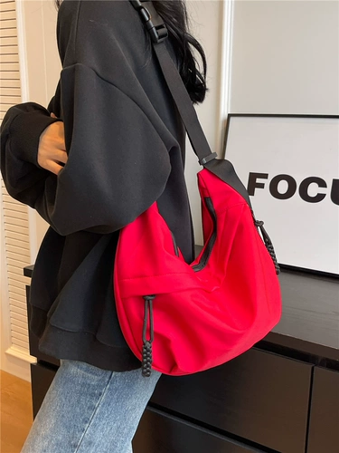 Небольшая дизайнерская сумка через плечо для отдыха, спортивный рюкзак, сумка на одно плечо, коллекция 2023