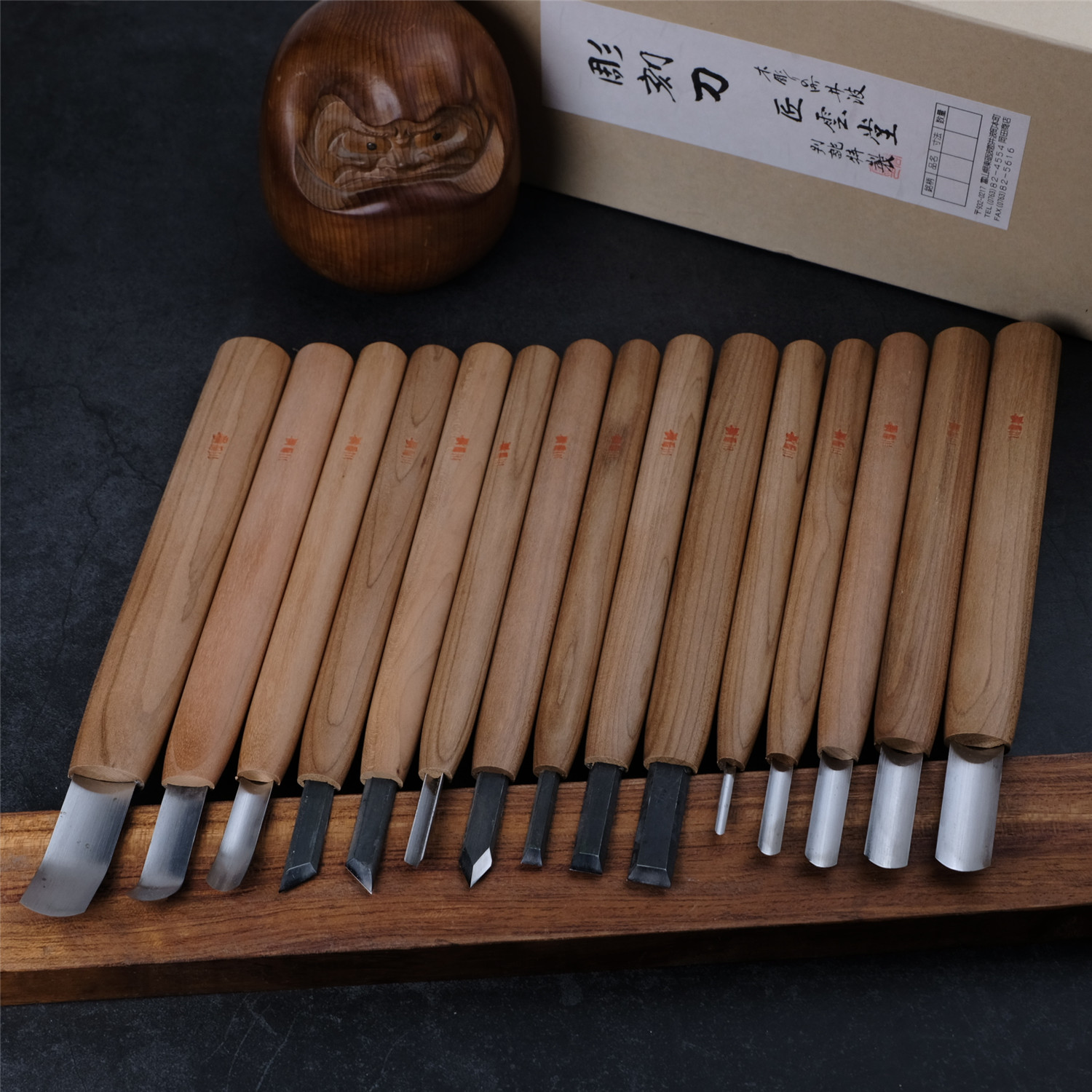 Japanese craftsman Yuntang carving knife single Sanshiro Maru Ping Yuan Maru warped head triangle knife wood engraving blue paper steel