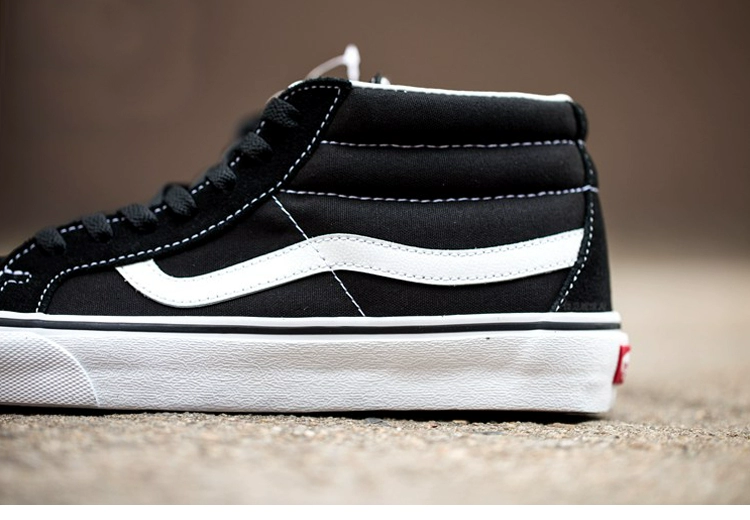 [锋] Giày Vans SK8 MID màu đen trắng đỏ vàng xanh lá cây giữa nam và nữ cổ điển | VN0A391F6 - Dép / giày thường