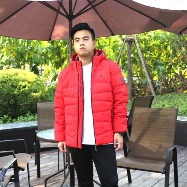 贵人 鸟 男装 正品 2017 mùa đông mới thể thao nhanh khô và áo khoác giải trí trùm đầu xuống 2075061 - Thể thao xuống áo khoác áo phao dáng ngắn