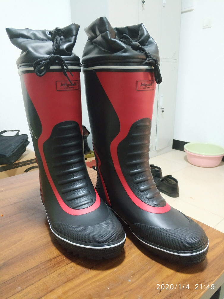 雨鞋男秋冬加绒保暖免费试穿怎么样，当生日礼物好不好呢,第2张