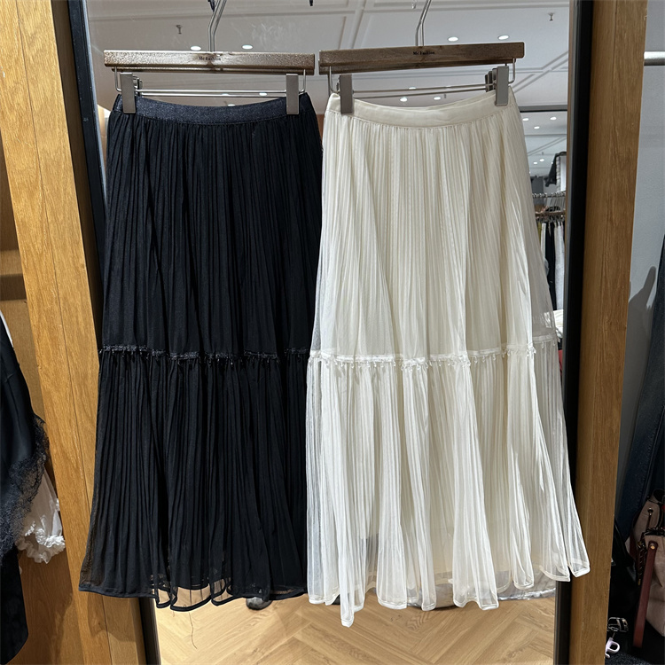 European Style 2026 Spring French-Style Exquisite Skirt with High-End Feel, Super Fairy Mesh Half Skirt for Women, Fashionable Large Flare Tulle Skirt