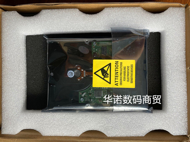 Lenovo HDS HUS 100110130150 stores 600G 2 5 SAS 3282390-A hard discs