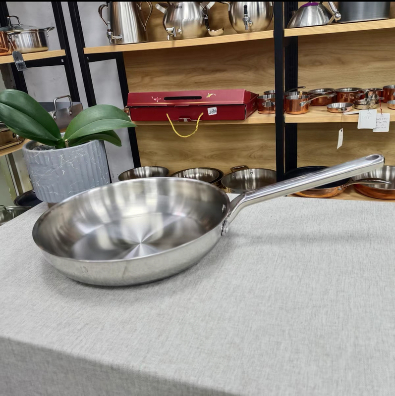 Exported Brand-Name 5-Layer 304 Stainless Steel Pan with Copper Core for Steak and Pancakes, 28cm, Low Smoke, Non-Coated, Non-Stick