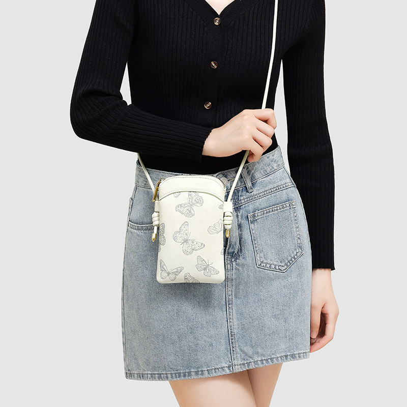 New Chinese-Style National Trend Mobile Phone Bag for Women, Crossbody 2025 New Model, Mini Stylish Small Bag with a High-End Feel, Lightweight Small Shoulder Bag
