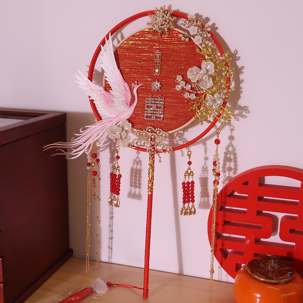 Bride wedding fan fan fan diy little red book Chinese wedding fan handheld wedding fan Phoenix Han clothing double lap