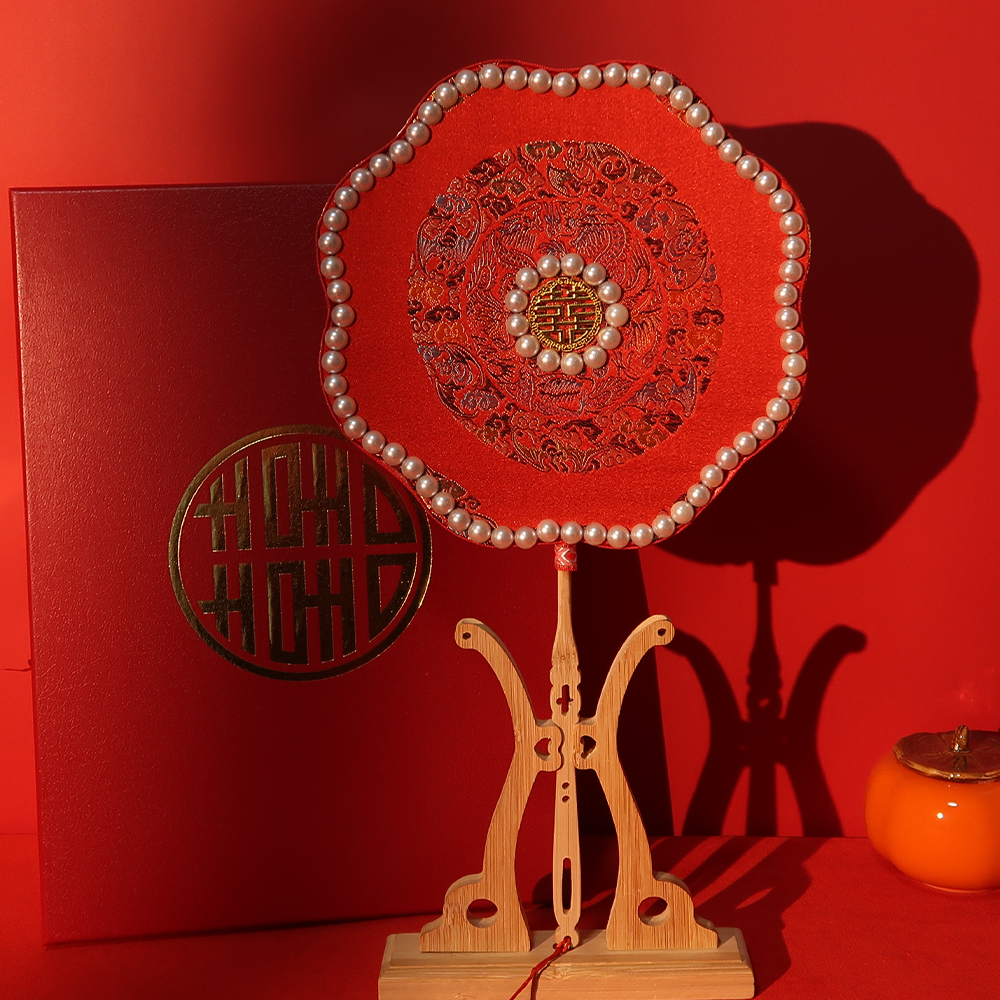 Chinese wedding double-sided finished product fan ancient style Xiuhe embroidery fan marriage bride wedding gift hand holding flowers