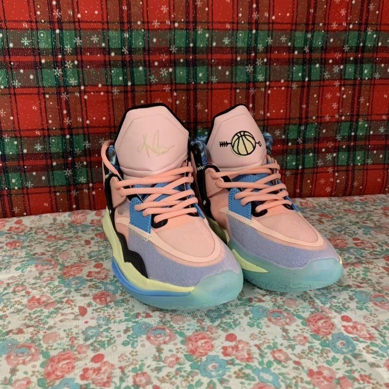 Irving 8Th Generation White and Green Floral Valentine's Day Purple Gold Chinese New Year Camouflage Color-Blocked Mid-Top Unisex Performance Sneakers