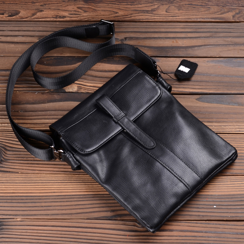 2019 New Men's Leather Single Shoulder Casual Bag Business Leather Bag Man's head skinned bag thin