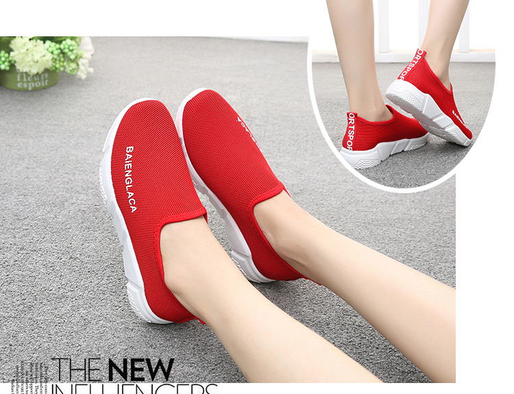 Mùa thu và mùa đông Thời trang mới phiên bản Hàn Quốc thấp hoang dã để giúp những đôi giày thể thao nữ giản dị cộng với đôi giày nhung ấm áp một đôi giày đậu nữ giày sneaker nữ chính hãng