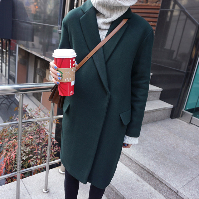 2022 autumn and winter Korean version of wool jacket woman with medium long version loose cocoon type large size to thicken the cashmere coat