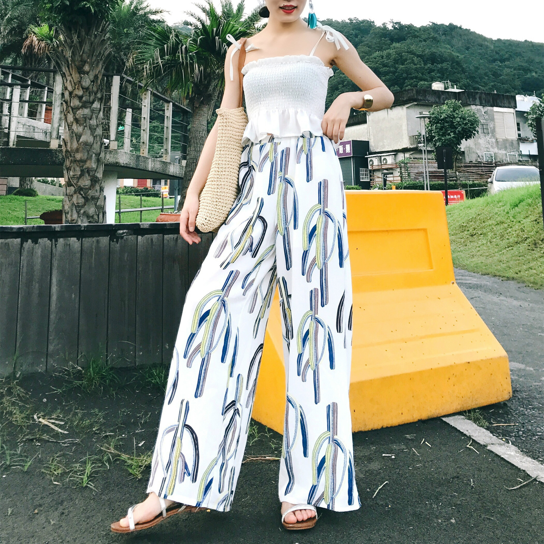 旅侠 鹿港小镇/仙人掌热带沙滩休闲松紧腰阔腿裤度假白色长裤夏