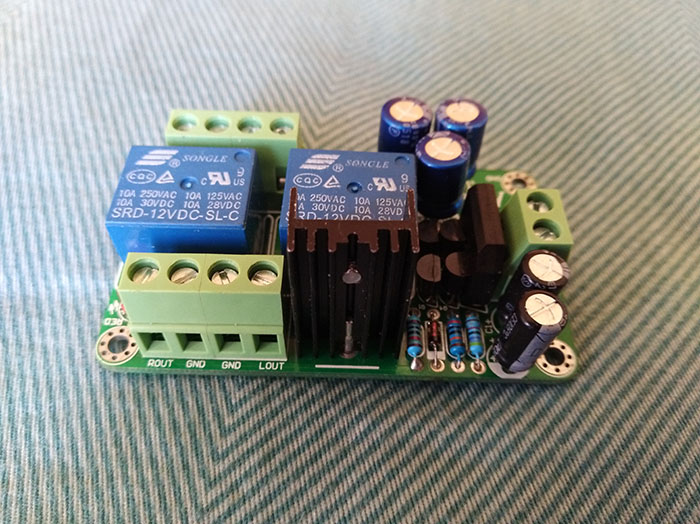 Power amplifier rear pole 10A speaker protection board