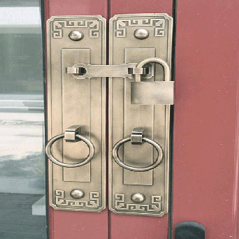 Chinese antique pure copper lock latch latch door bolt buckle cabinet door handle door handle full copper lattice wooden door padlock