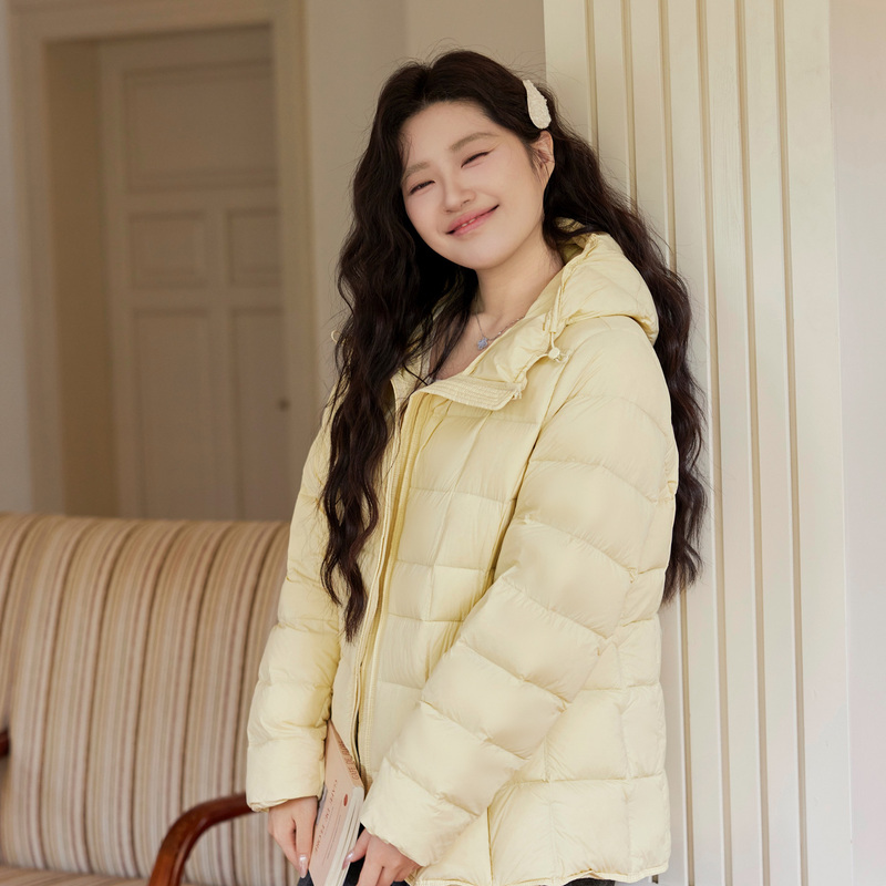 Plus Size Lightweight down Jacket for Women, Hooded Mid-Length Style, White Duck Down, Warm and Fashionable with Hood