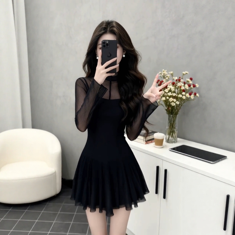 Pure Desire Mesh Splicing Black Slightly See-Through Dress for Women, Spring French Style, High-End Feel, Waist-Cinching, Slimming A-Line Short Skirt