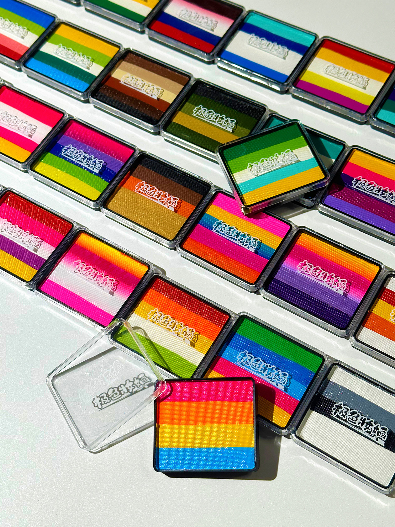 Polar color makeup collage color painted paste 36 color substitutable assembly of water soluble pigments-Taobao