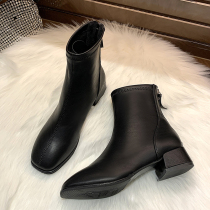 Tide Cards Genuine Leather Black Short Boots Woman Autumn winter 2021 new 100 hitch Martin boots Inn wind coarse heel Single boot