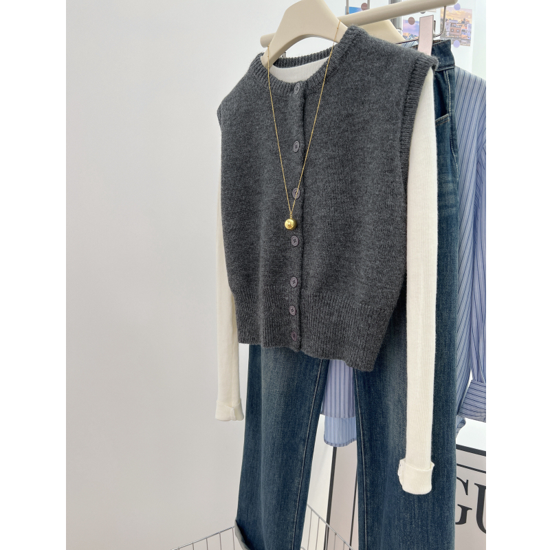 European Style Gray Round Neck Wool Knit Vest Cardigan for Women, Autumn and Winter Layering, Simple and Versatile Sleeveless Sweater Vest European Style Gray Round Neck Wool Knit Vest Cardigan for Women, Autumn and Winter Layering, Simple and Versatile Sleeveless Sweater Vest