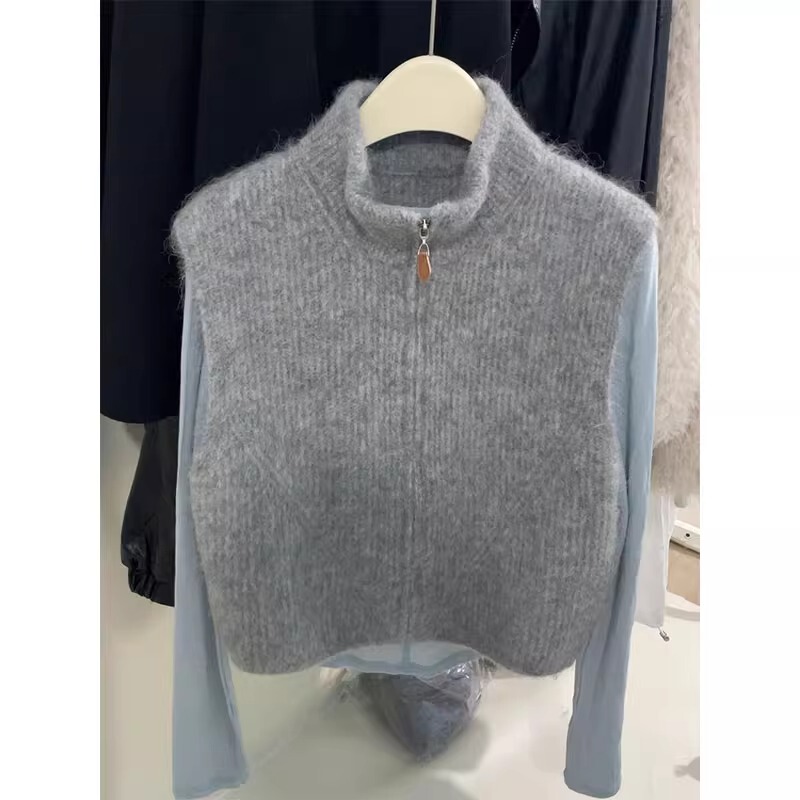 Thickened Gray Stand-Up Collar Zip-Up Knitted Vest Cardigan for Women, Suitable for Layering in Autumn and Winter, Sleeveless Sweater