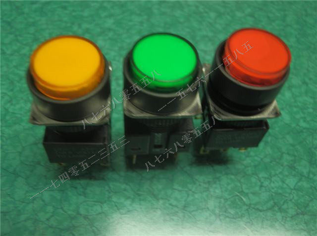 A16-2 OMRONOMRON WITH INDICATOR BUTTON SWITCH ROUND HEAD 8 FEET RED YELLOW GREEN