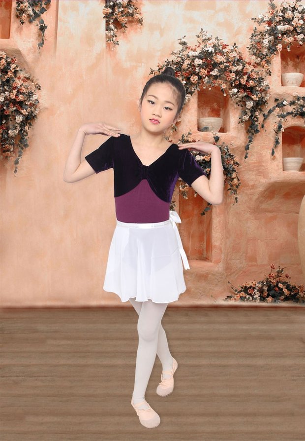 Múa ba lê cho trẻ em váy dài một nửa cô gái thực hành trang phục biểu diễn váy ngắn Quần áo trẻ em mới biểu diễn múa mùa xuân và mùa hè bộ đồ nhảy bé trai 