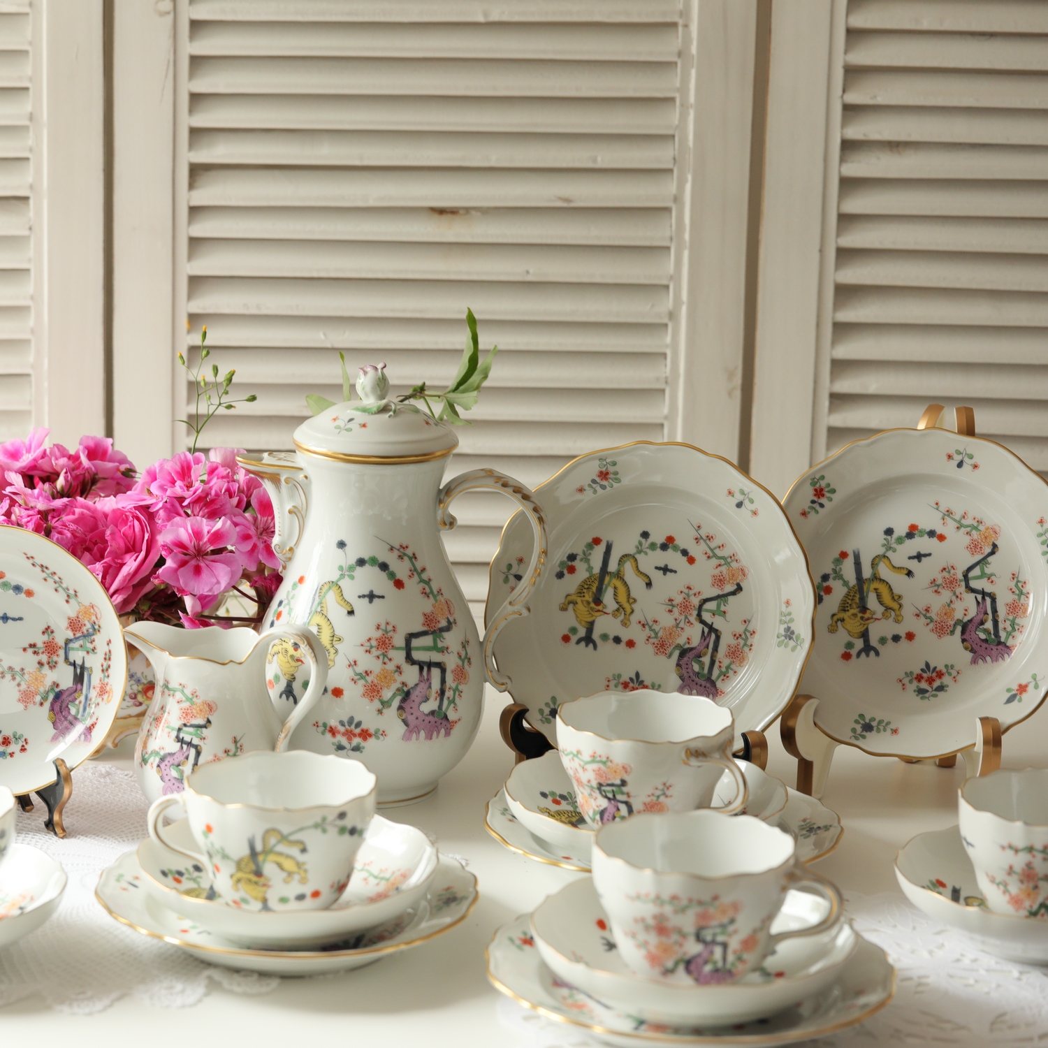 Spot German Meissen Kakiemon Bamboo Tiger Meilin hand-painted large coffee pot sugar milk large coffee cup 3-piece set