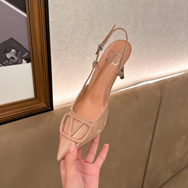 ピンクヌードパテントレザーハイヒールの女性の 2023 夏フレンチスティレットシューズポインテッドトゥ V バックルバック中空つま先サンダル