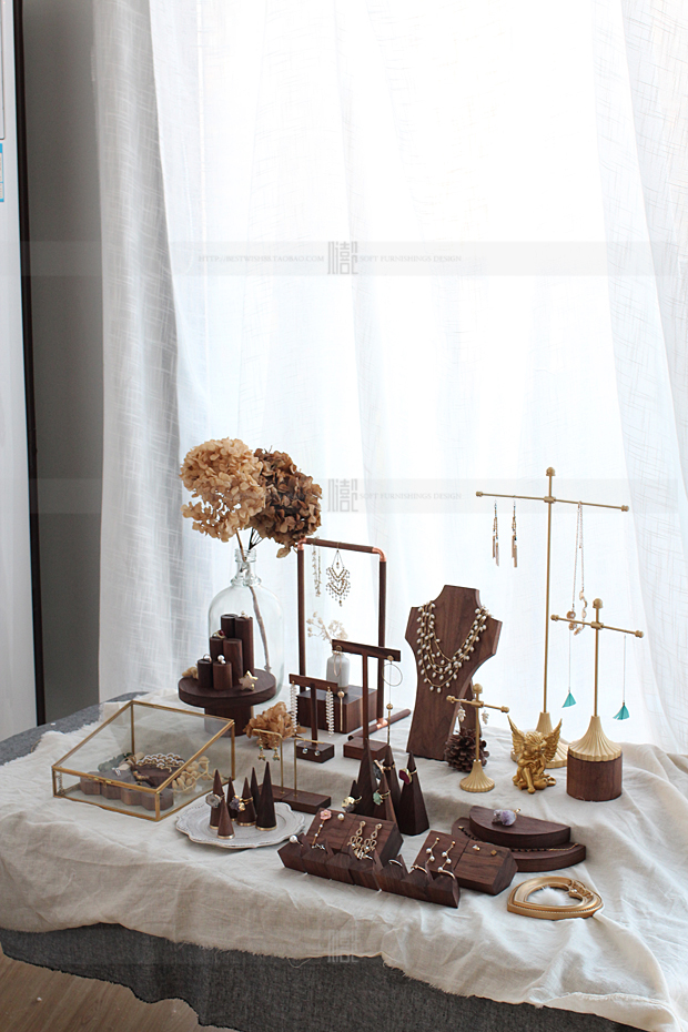 Black Walnut Set Bông tai Vòng đeo tay Lưu trữ Hiển thị Hiển thị Đạo cụ Window Shot - Vòng đeo tay Clasp thạch anh tóc đỏ